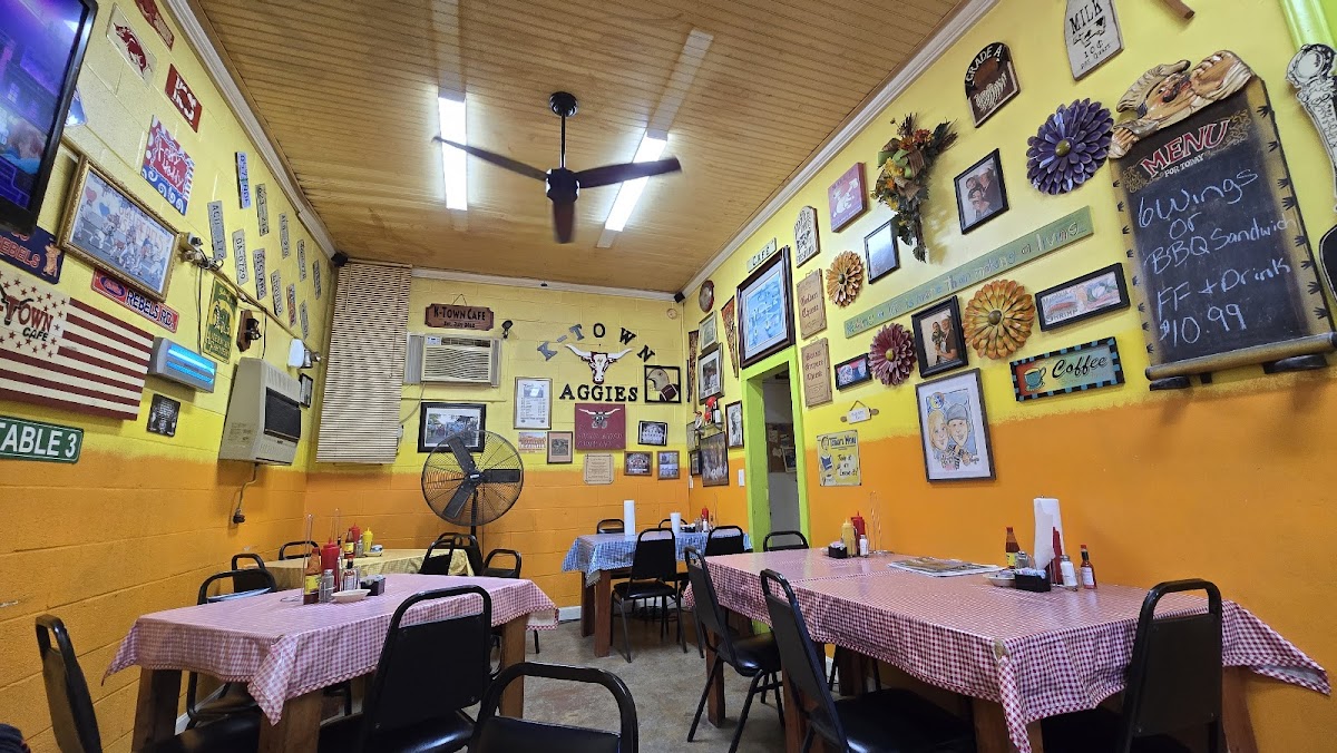 K-Town Cafe - Photo 6