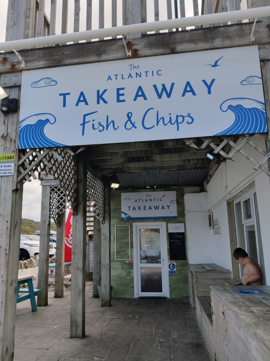 The Atlantic Cafe Bar - Photo 8