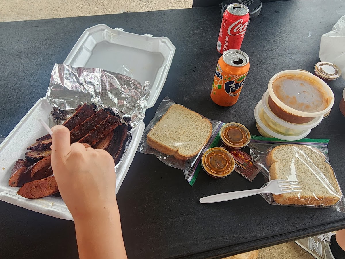 Carter's BBQ & Greens - Photo 8