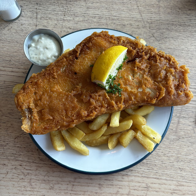 Large Cod & Chips