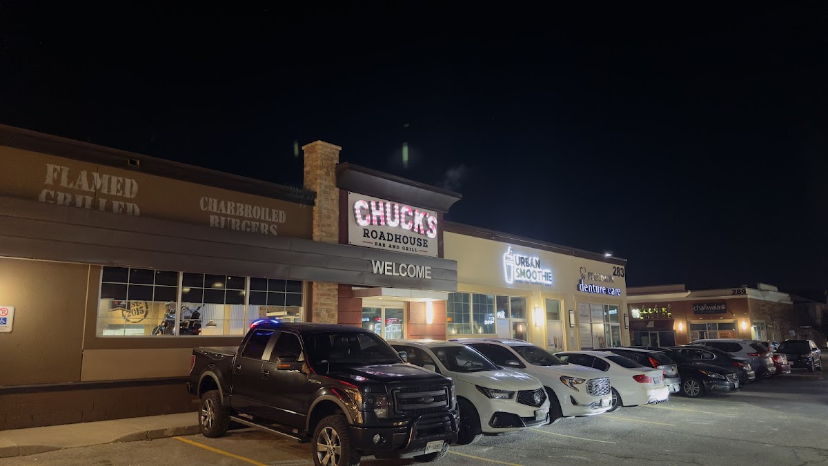 Chuck's Roadhouse Bar & Grill - Photo 9