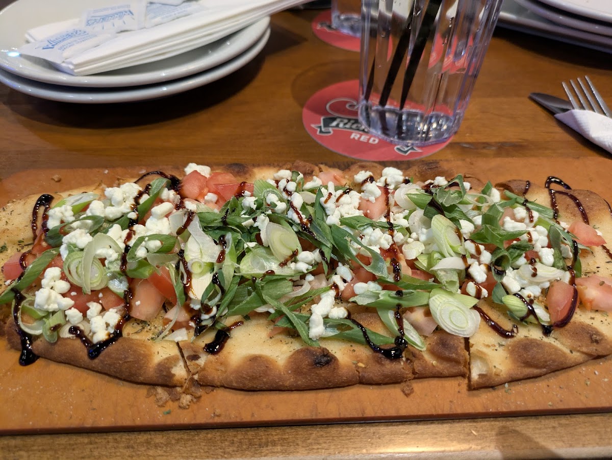 Chuck's Roadhouse Bar & Grill - Photo 2