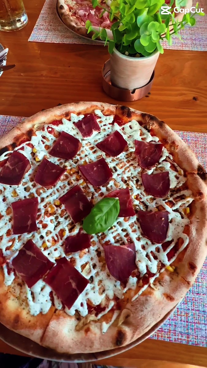 Konoba i pizzeria Lara - Photo 1