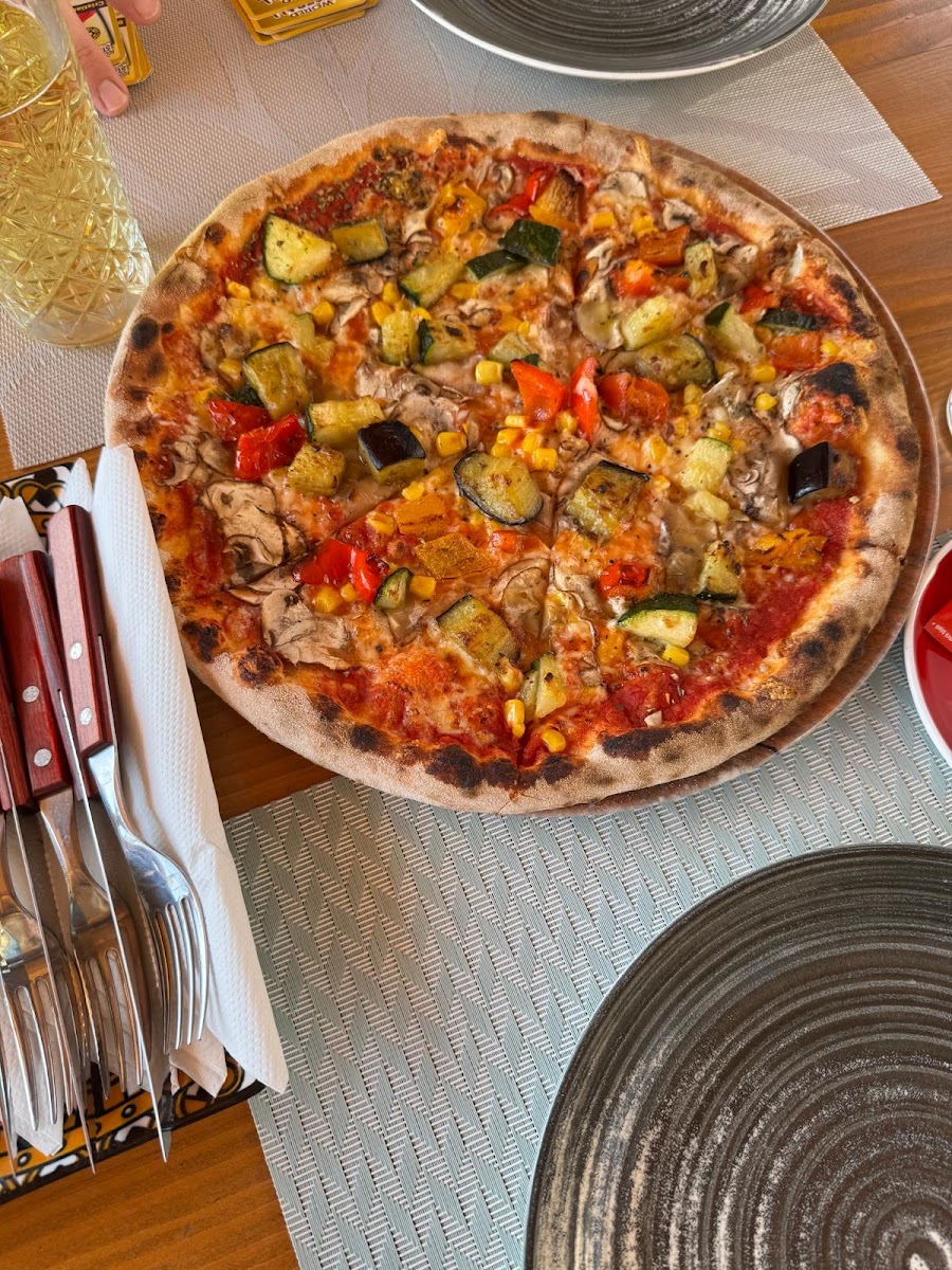 Konoba i pizzeria Lara - Photo 3