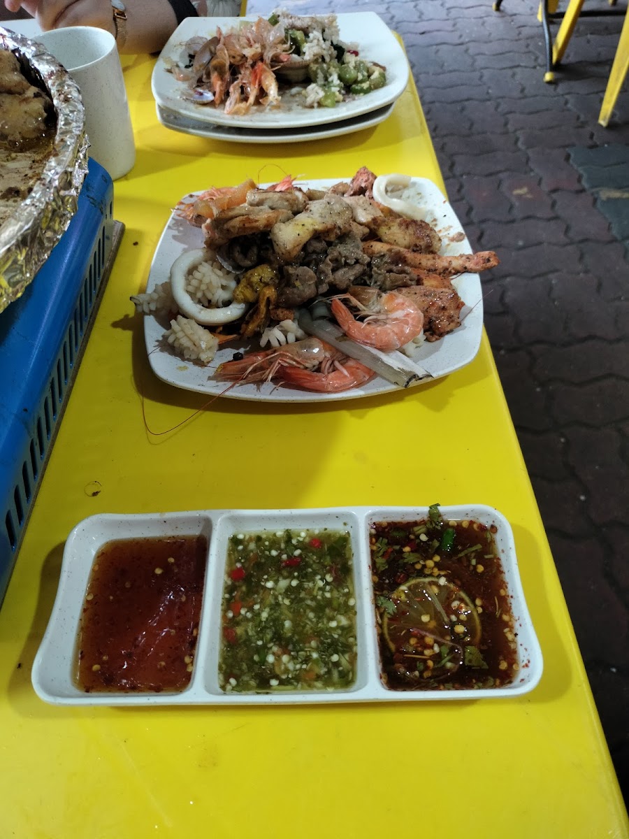 Rot Thai Steamboat And Grill (Setapak) - Photo 6