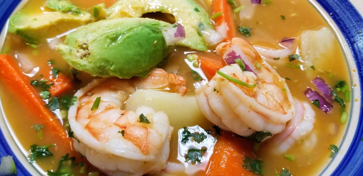 Mariscos Coliman - Photo 9