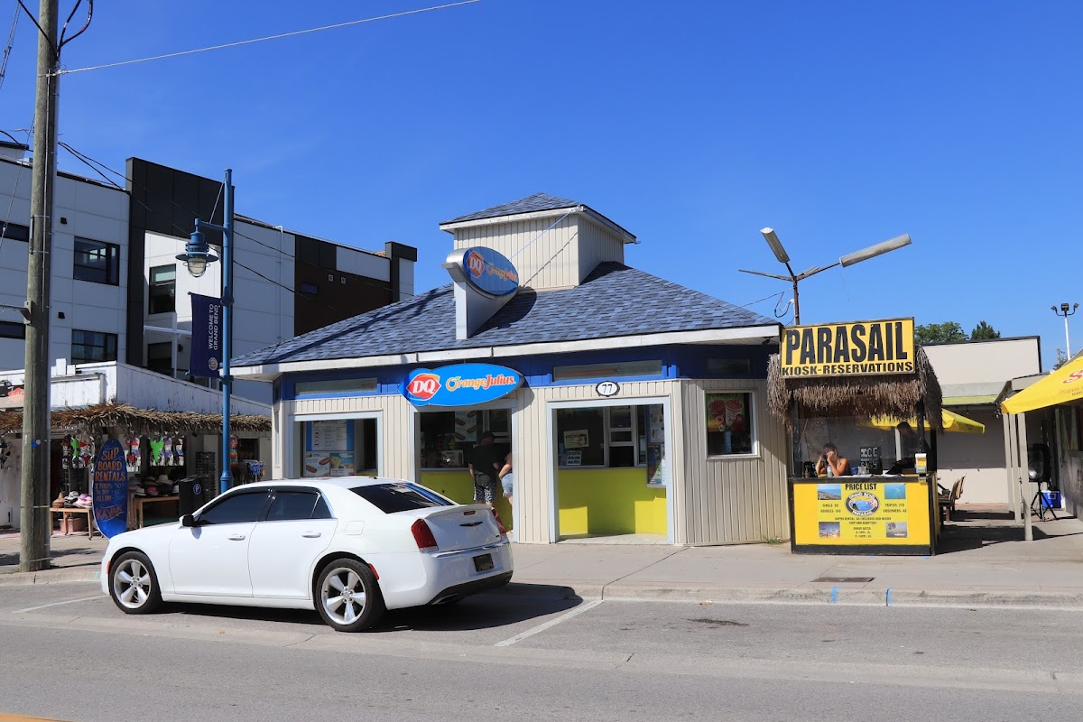The Dairy Dip and Pizza Place - Photo 7