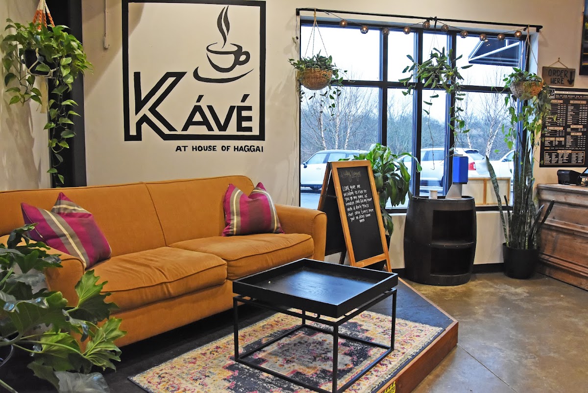Kávé at House of Haggai - Photo 3