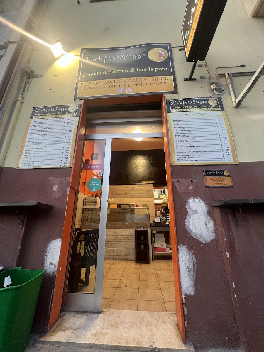 L’Aperipizza Sant’Avendrace Pizzeria al taglio