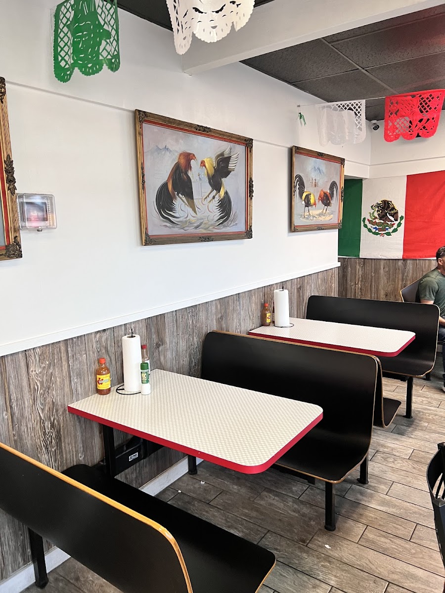 Taqueria Ameca (Jalisco) - Photo 6