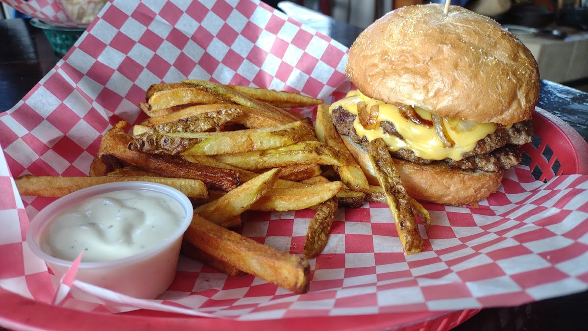 Country Roads Restaurant & Grill - Photo 2