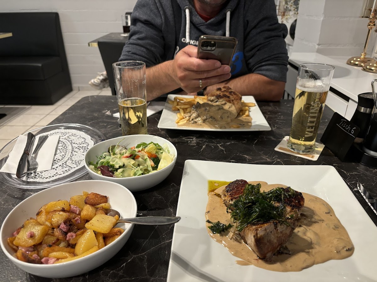 Kublik's Restaurant - Photo 6