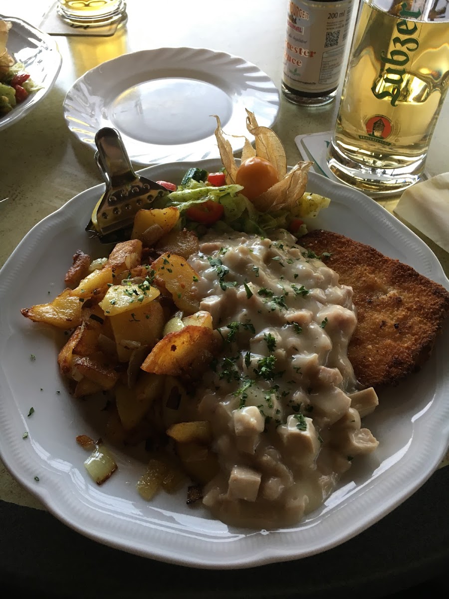 Gaststätte „Die Aula“ - Photo 5