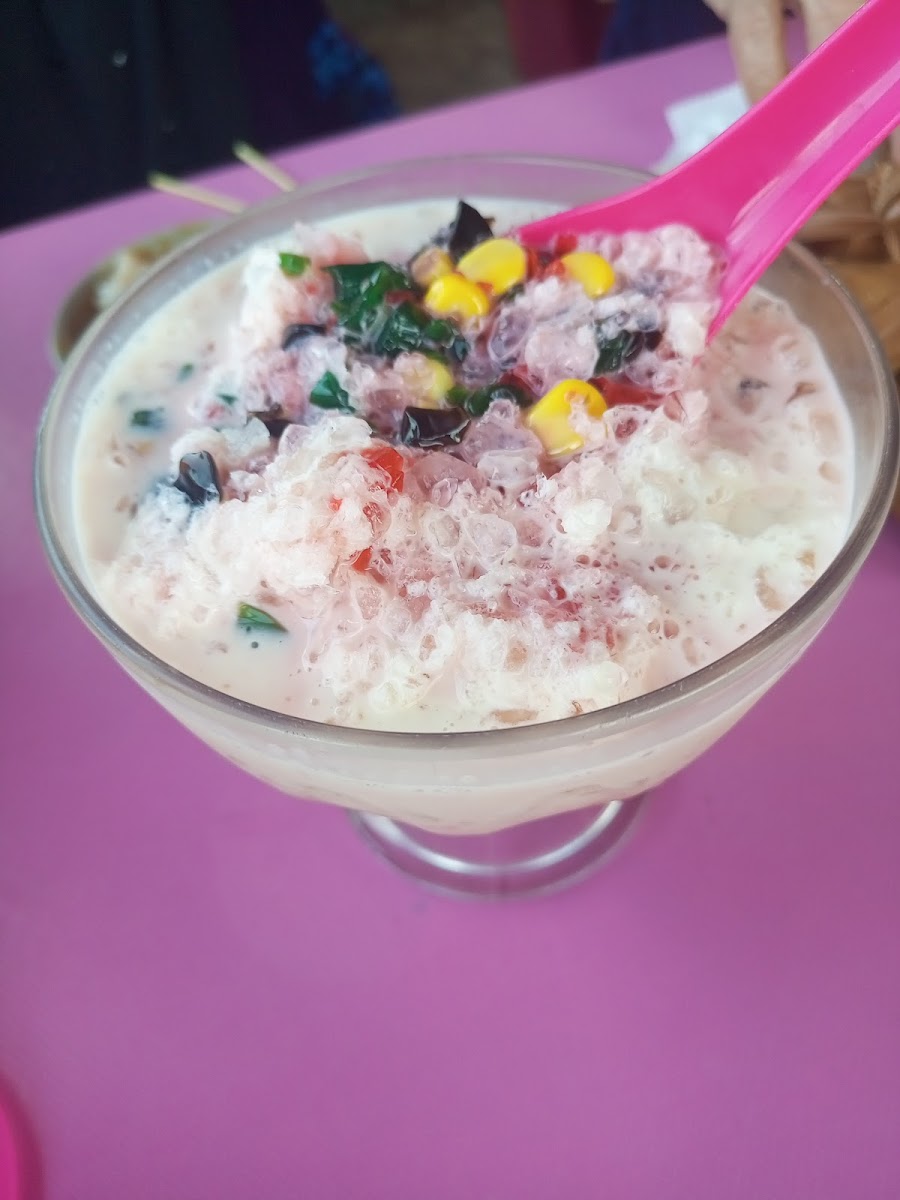 SIPITANG FOOD COURT - Photo 6