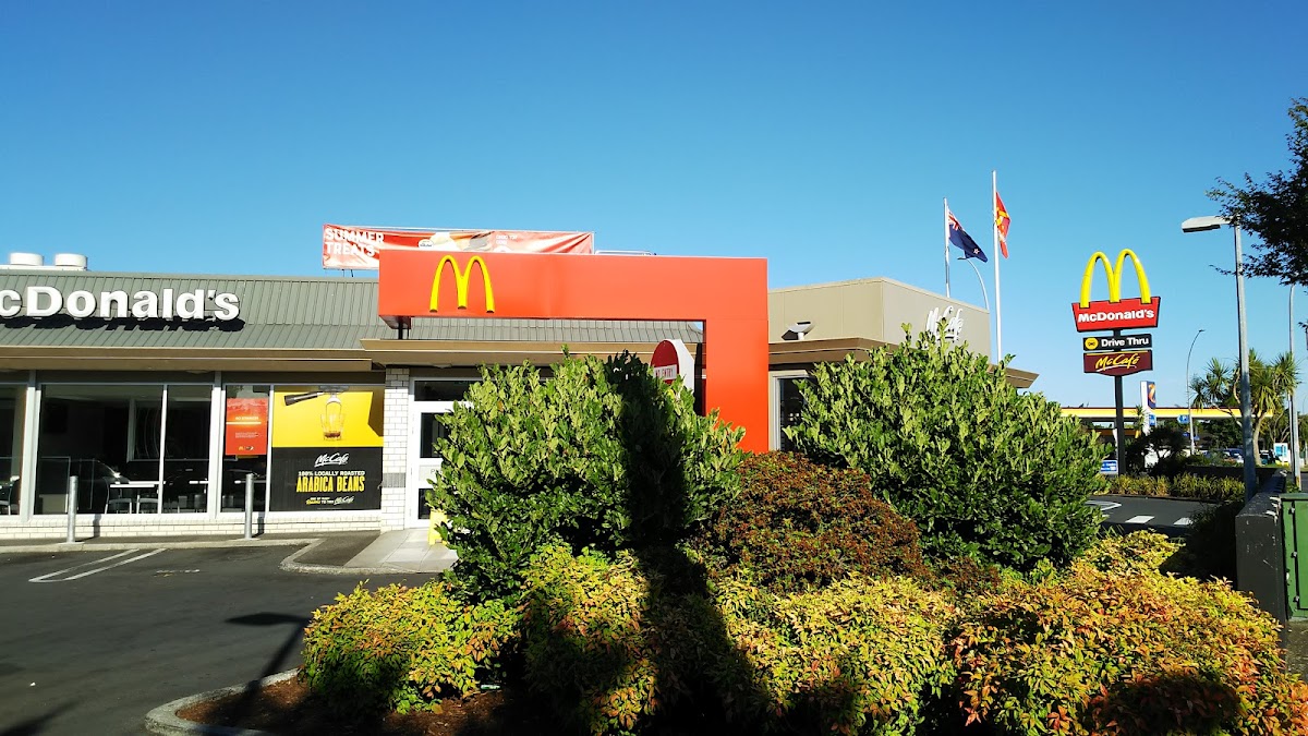 McDonald's 5 Cross Roads