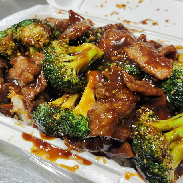 Beef with Broccoli on Rice