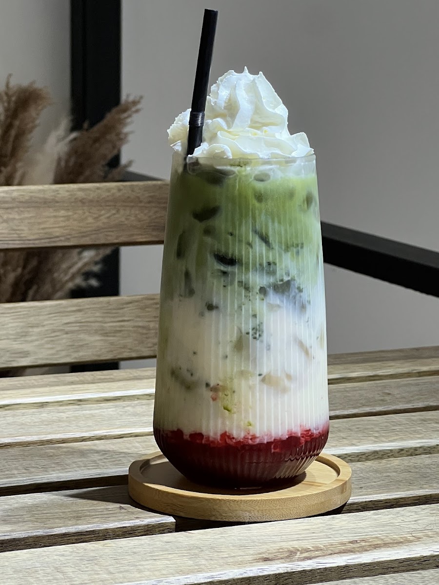 AB Home & Cafe - Photo 3