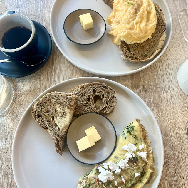 Scrambled Egg on Toast and Omelette