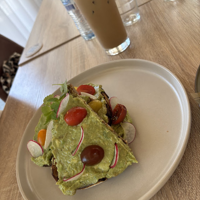 Avo on Toast