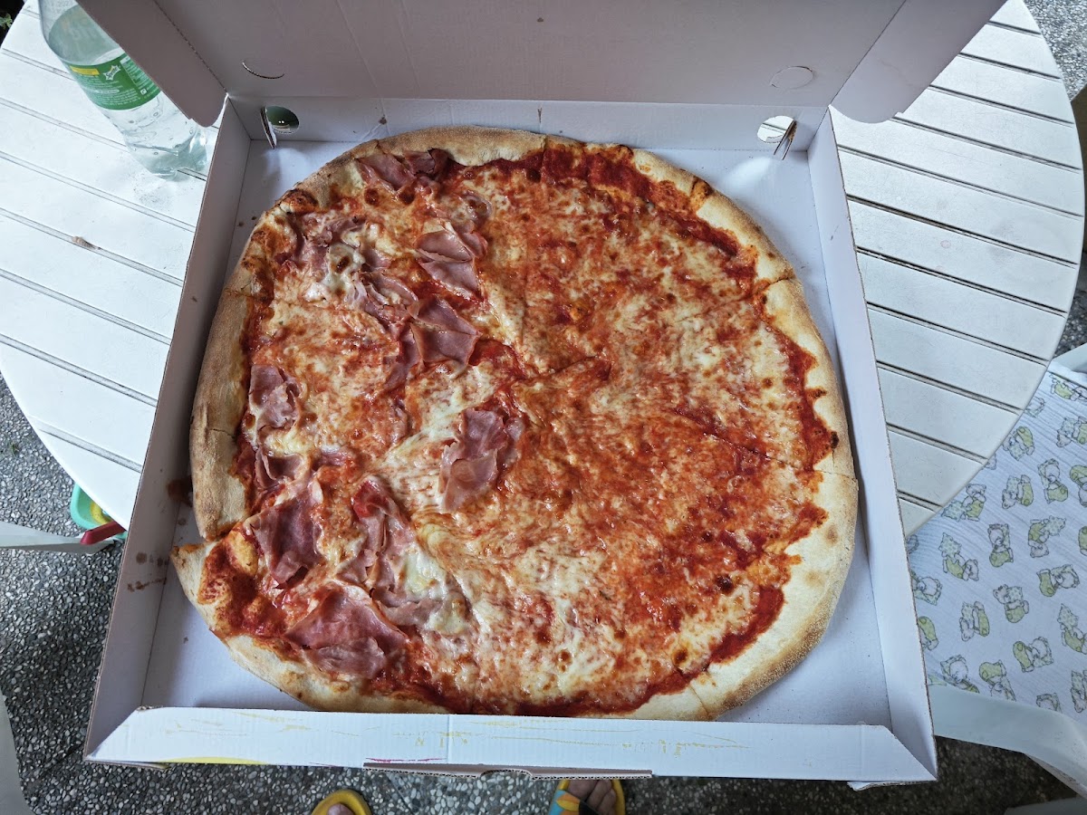 Pizzeria Number one da Noe - Photo 4