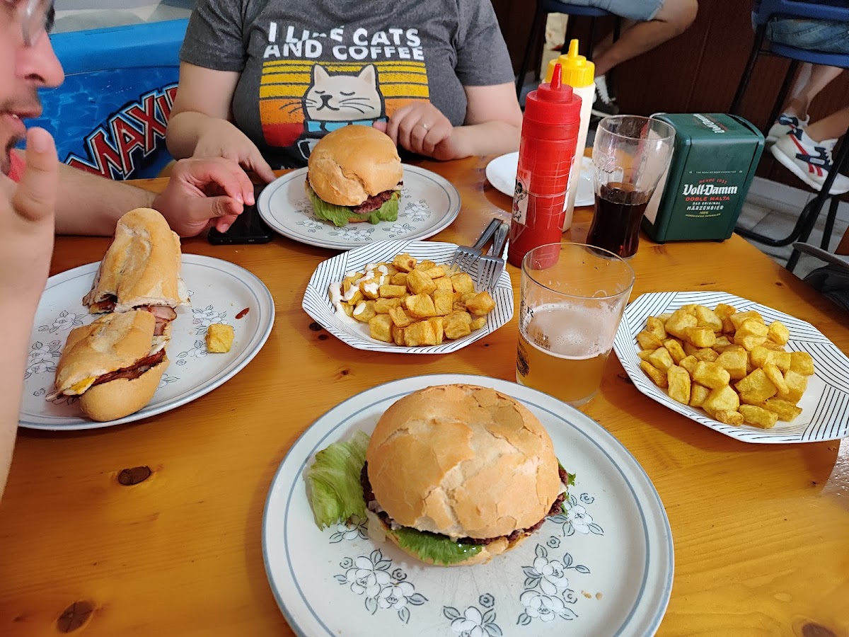 Albatros burguer - Photo 1
