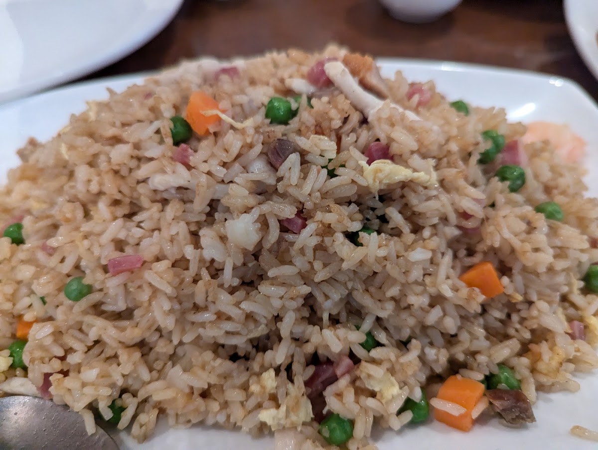 Good Fortune Restaurant - Photo 6