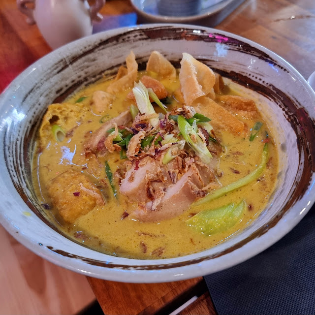 Grilled Chicken Laksa