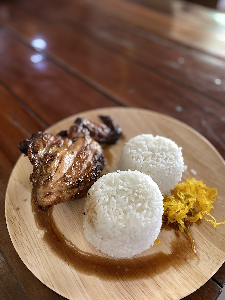 Weegool's Grill Haus - Photo 5