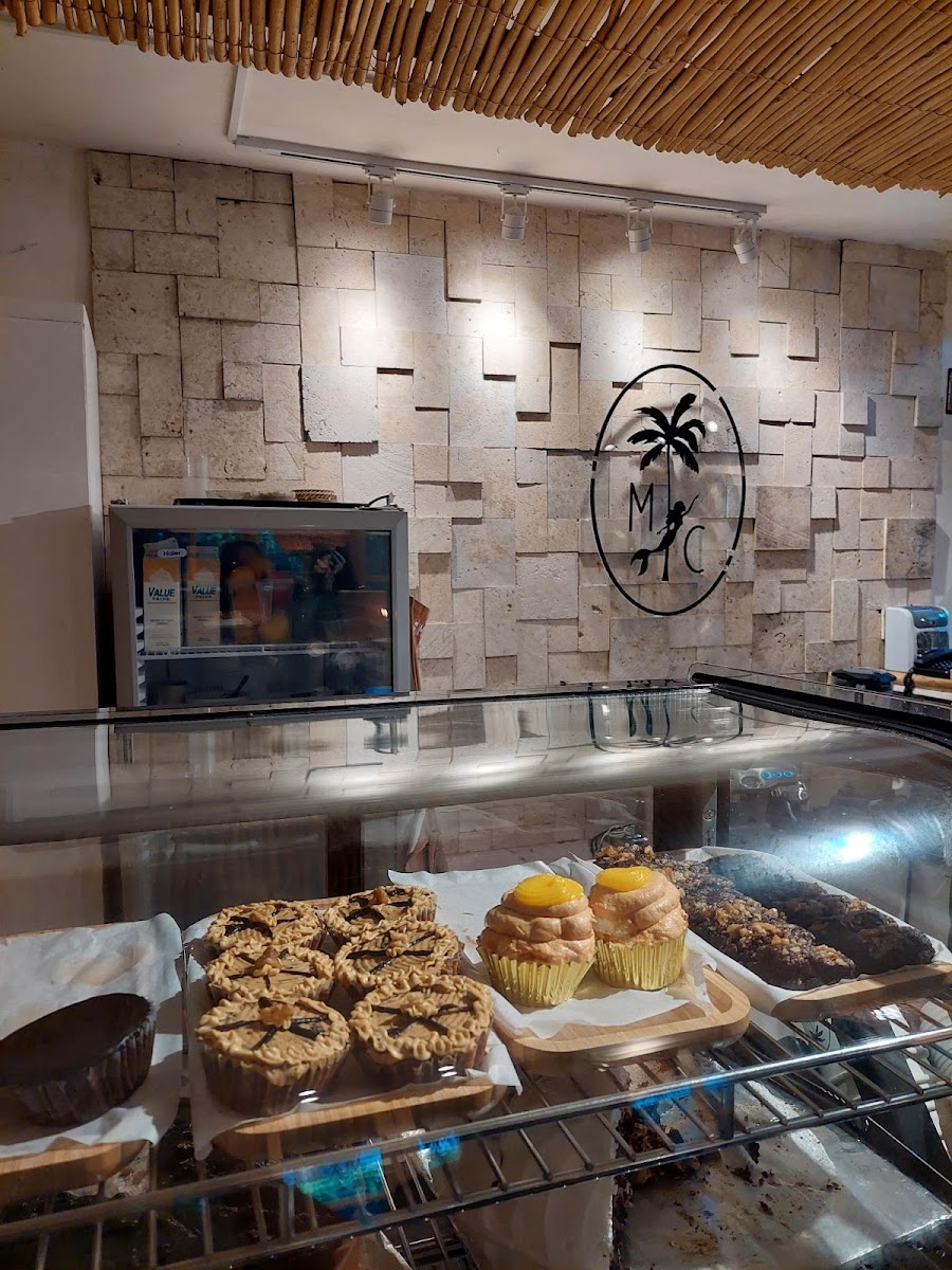 TOPSIDE CAFE (former Moji x Cafe) - Photo 8