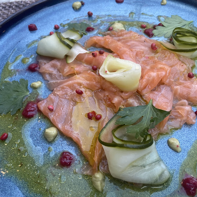 Saumon Gravlax Et Légumes Croquants