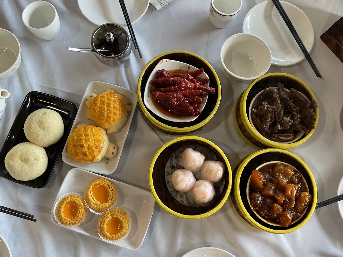 Emperor's Kitchen Leeming 顺德公 - Photo 9
