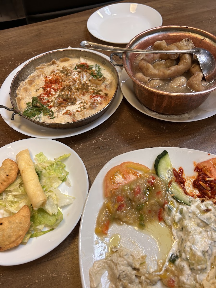 Lara Café-Restaurant - Photo 2