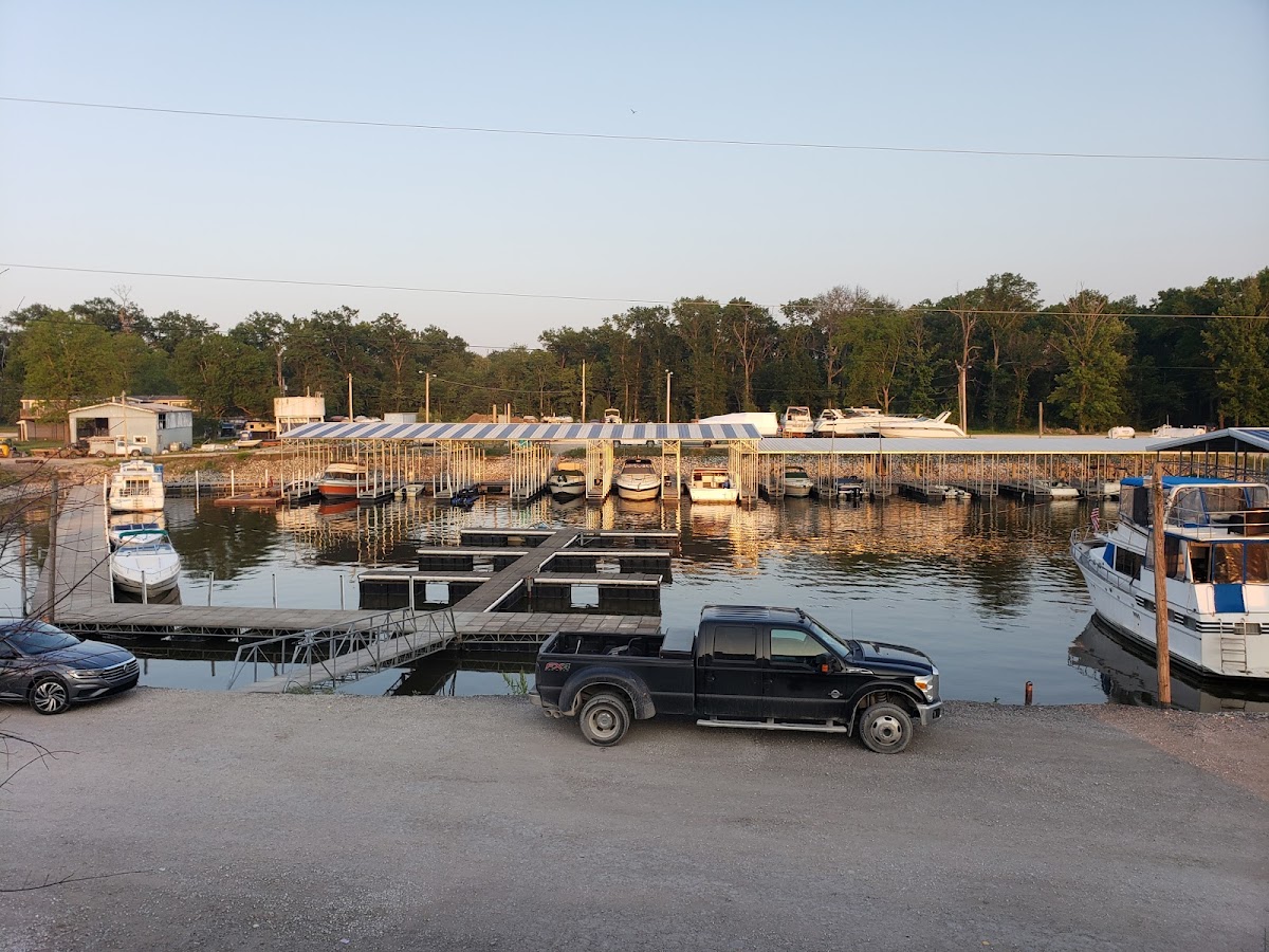 Boathouse Food & Deck - Photo 6