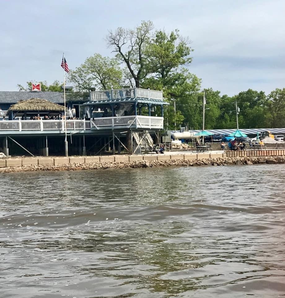 Boathouse Food & Deck - Photo 7