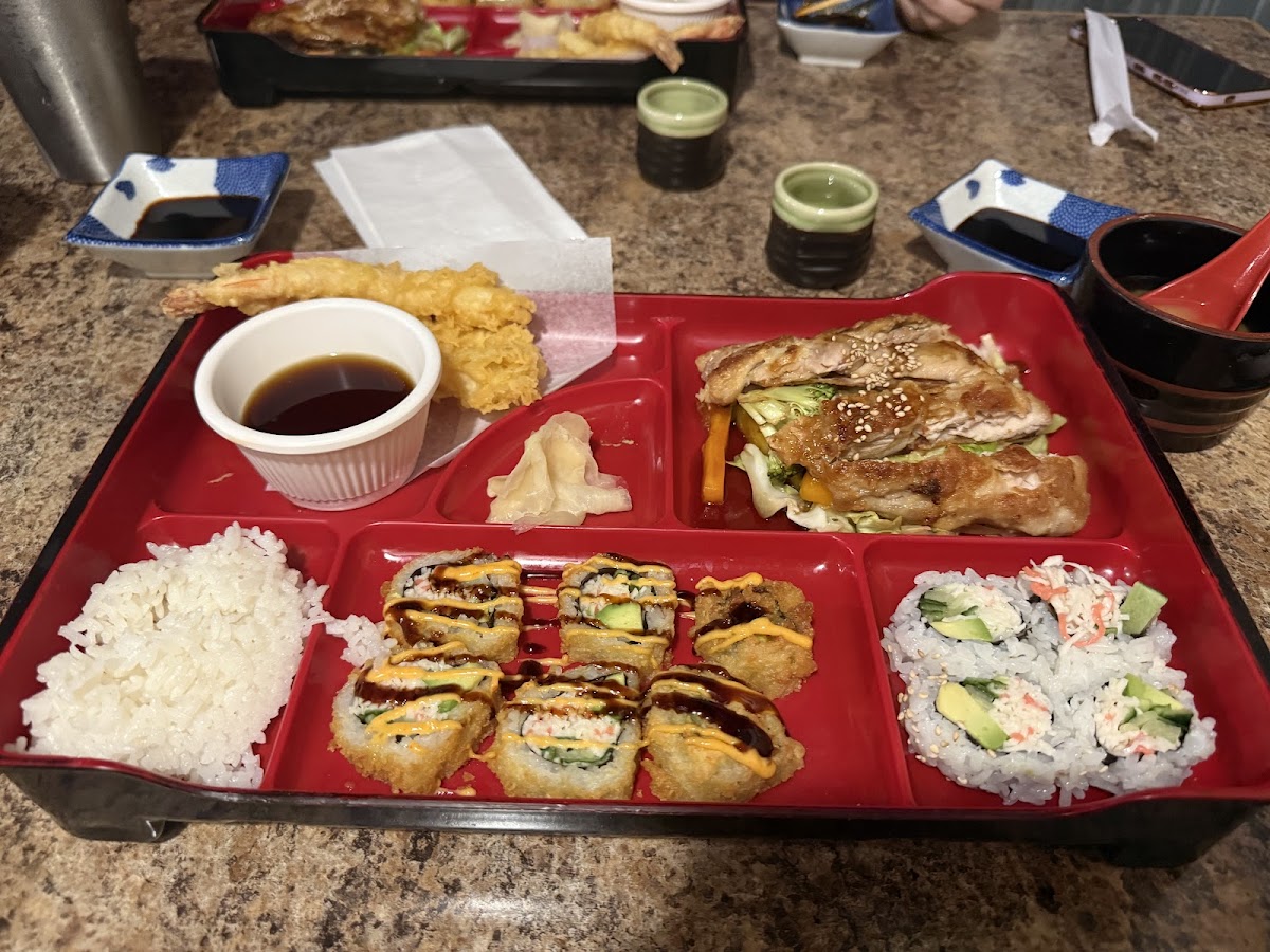 Sehmi Japanese Restaurant - Photo 3