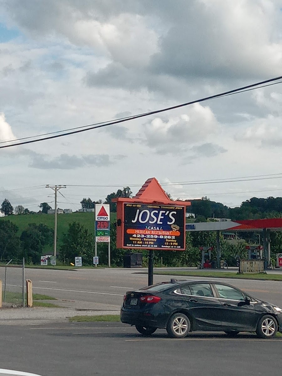 Jose's Casa Mexican Restaurant - Photo 2