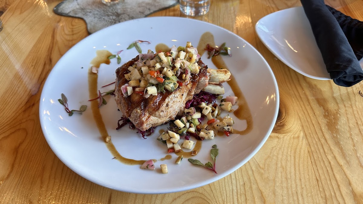 The Cowboy Grill - Photo 5