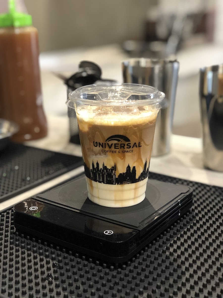 UNIVERSAL COFFEE AND SPACE