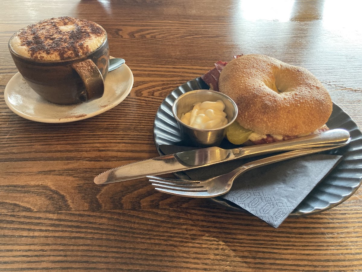 The Middle Coffee House Ltd - Photo 8