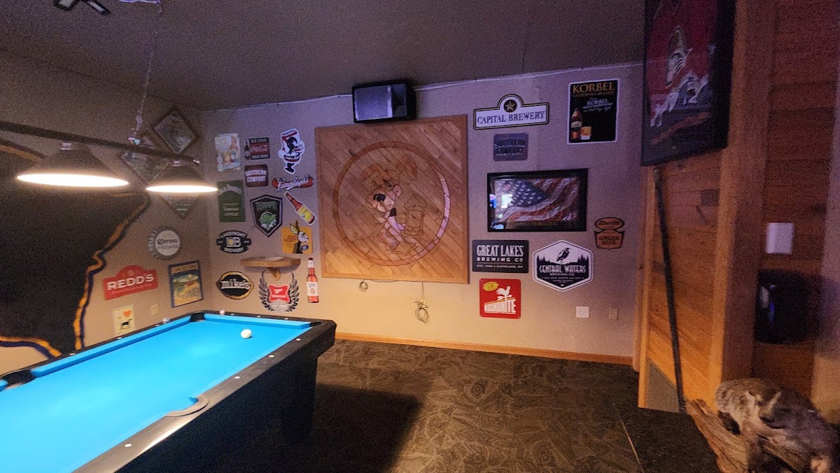 Rocky's Roadhouse - Photo 4