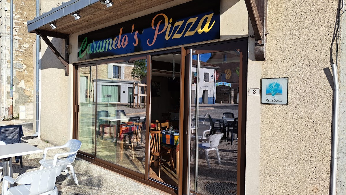 Caramelo's Pizza Restaurant / Bar