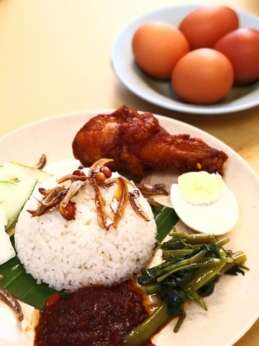 Ngoh Juan Yong Kopitiam Authentic Hainam Since 1946 - Photo 5