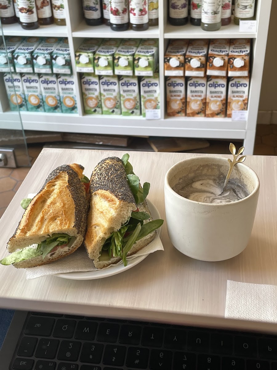 Fruity Café - Photo 7