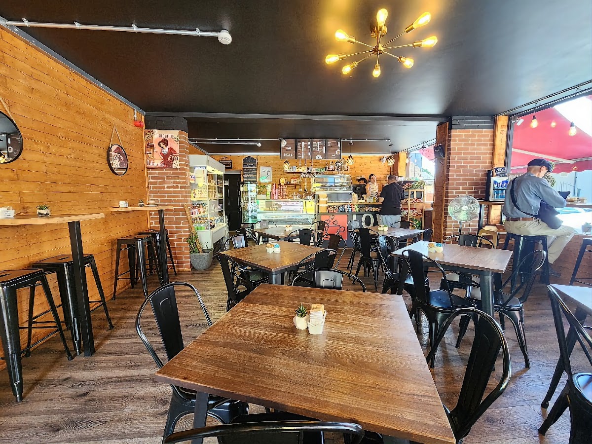 Love Coffee Co. - Photo 3