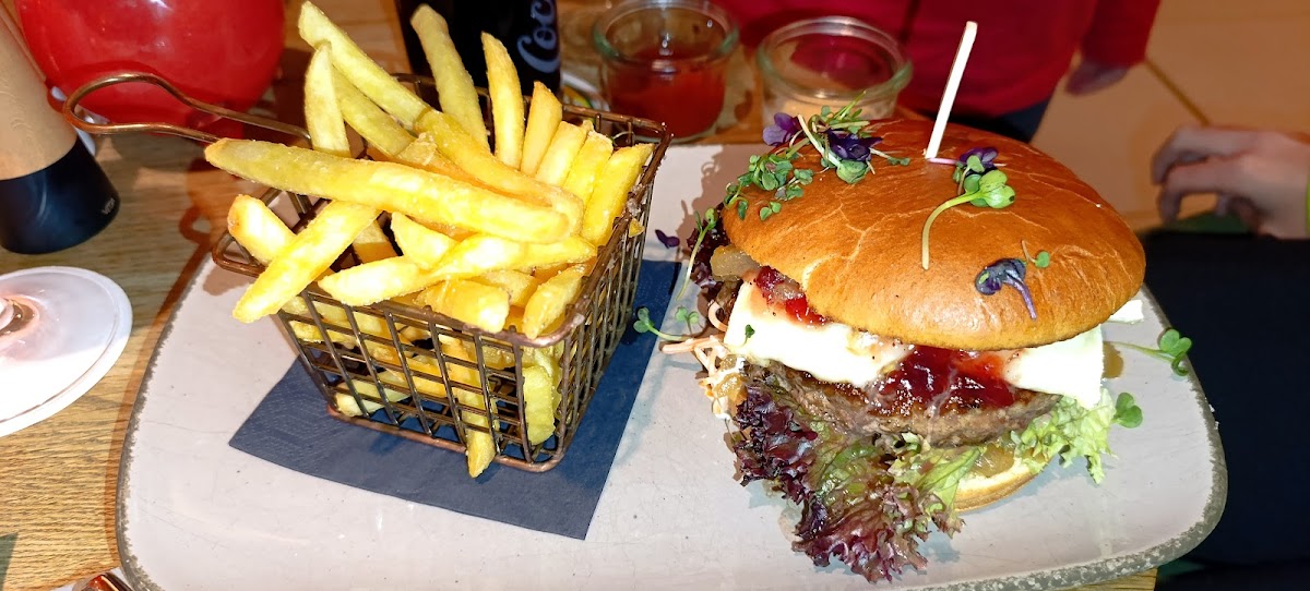 NOVO² RESTAURANT - Photo 7