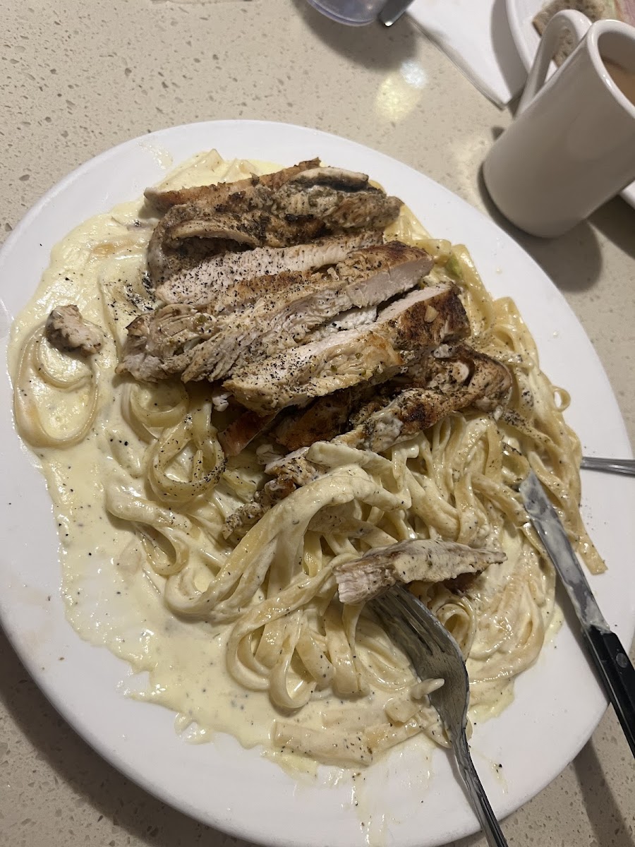 Wood's Restaurant - Photo 1
