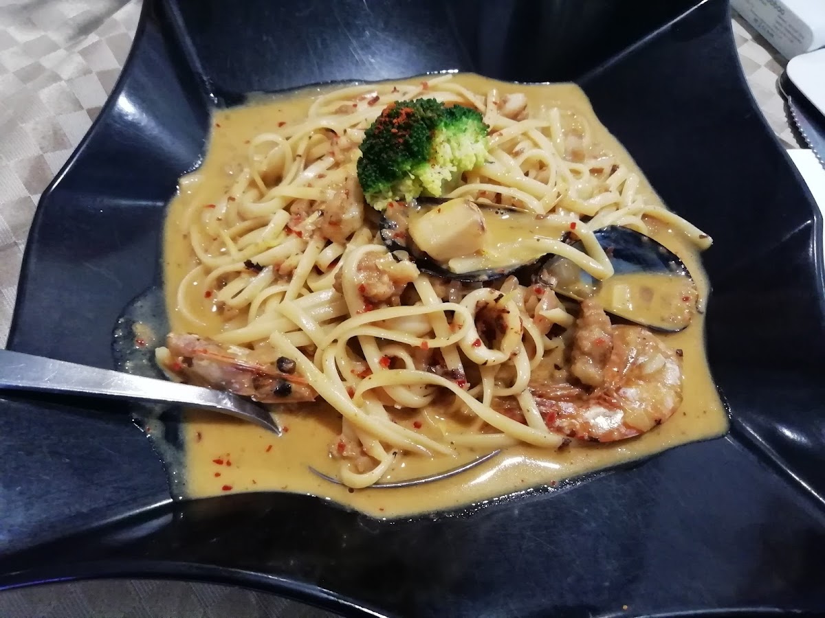 Kensington Western Restaurant - Photo 5