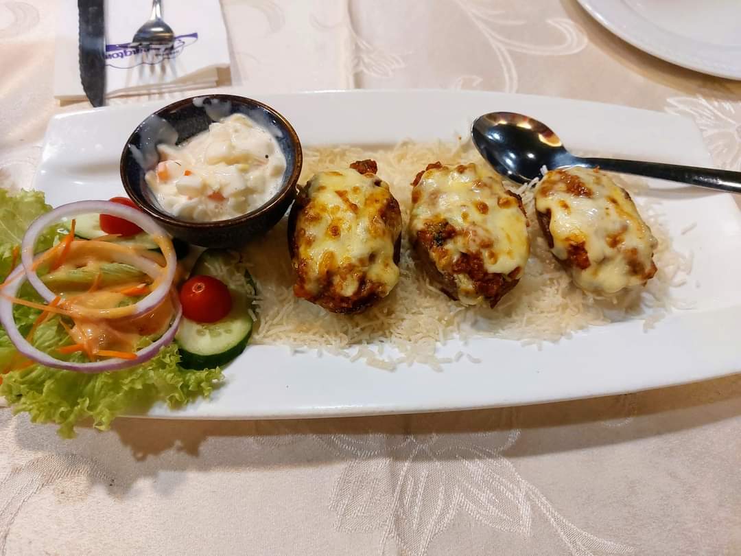 Kensington Western Restaurant - Photo 7