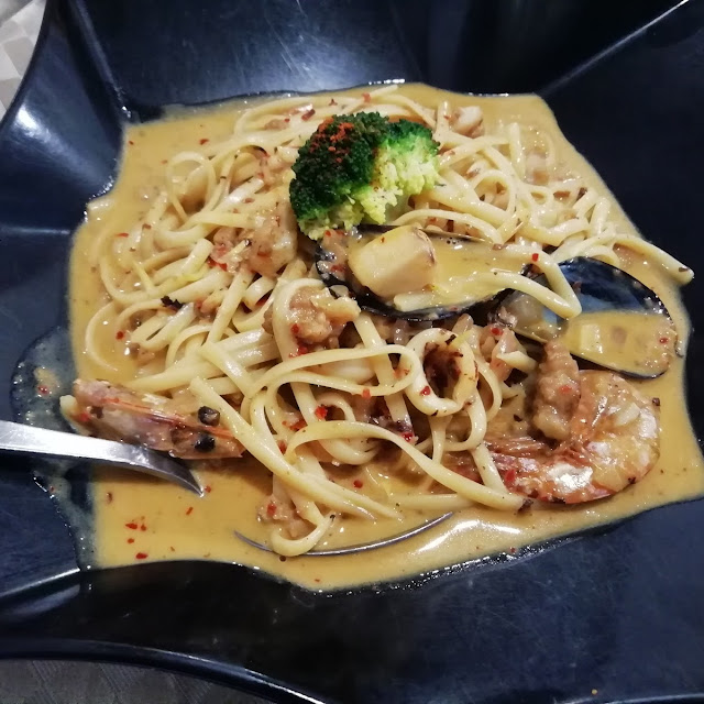French Chilli Creamy Seafood Pasta