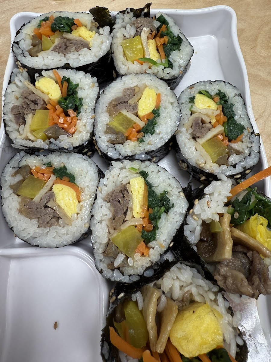 Mr. Yun's Tower Deli - Photo 9
